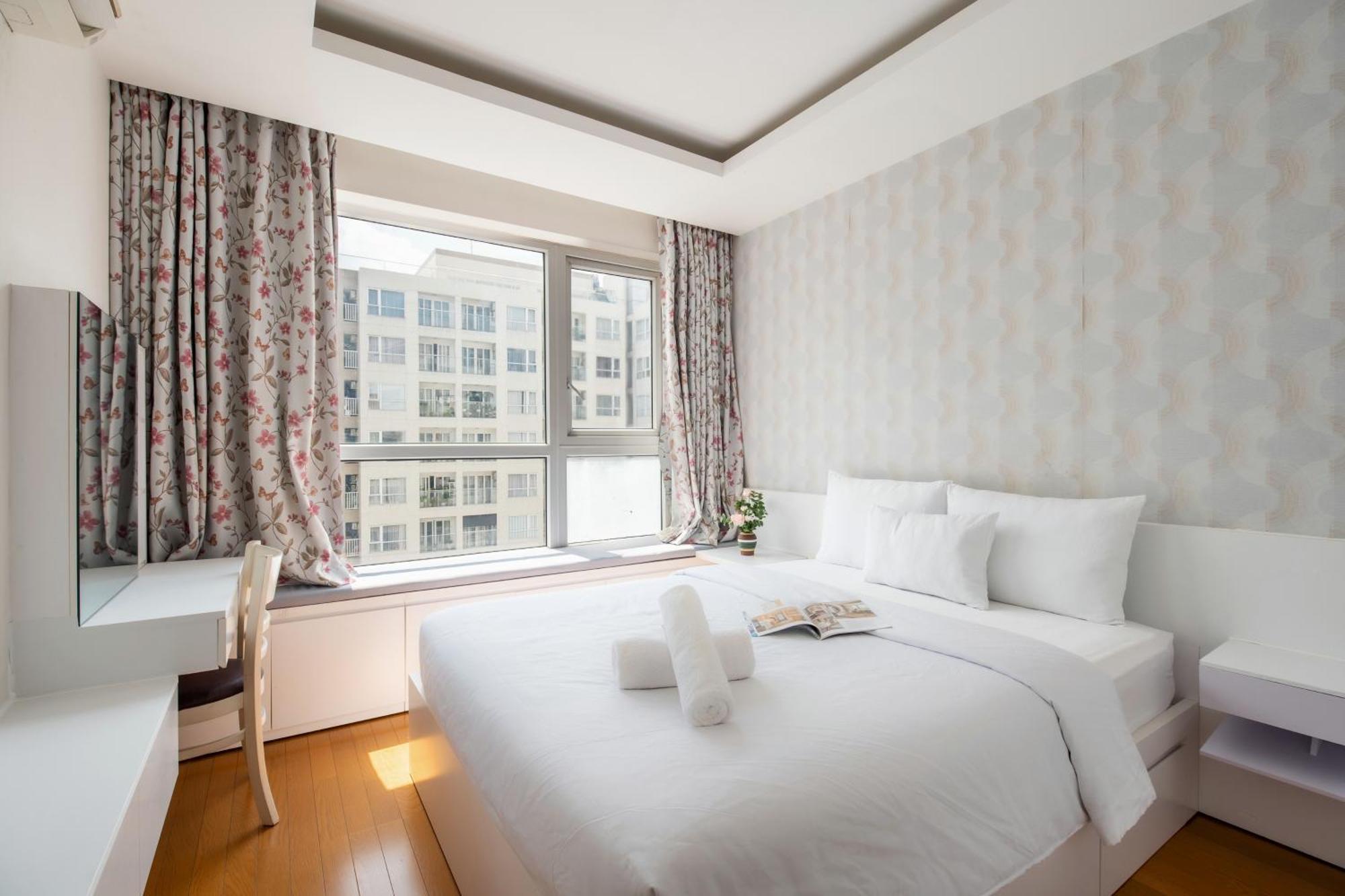 Apartment Sai Gon Airport Sky Center Luxstay *